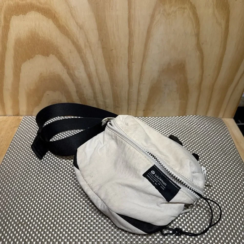 Lululemon Clean Lines Belt Bag (White Opal) Fanny Pack